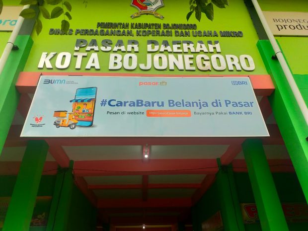 Penarikan Retrebusi Tanpa Karcis di Pasar Banjarjo 1 Dipertanyakan Pedagang