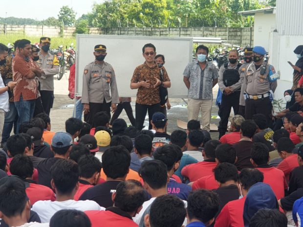 Manajemen Dianggap Semena-mena Karyawan Cleo Unjuk Rasa