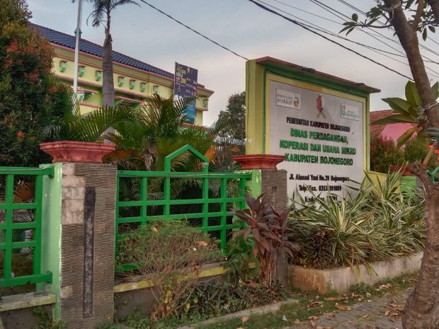 Pengadaan Gerobak PKL Senilai Rp.197 Juta Mangkrak
