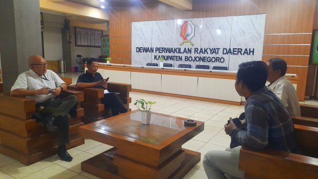Keputusan Bupati Anna Dianggap Sepihak, PH Mantan Presdir PT. ADS Datangi DPRD Bojonegoro